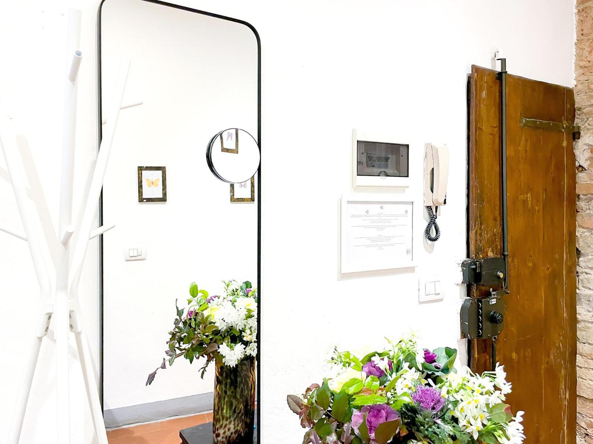 Lovely Apartment Near Piazza Della Signoria Флоренция Экстерьер фото